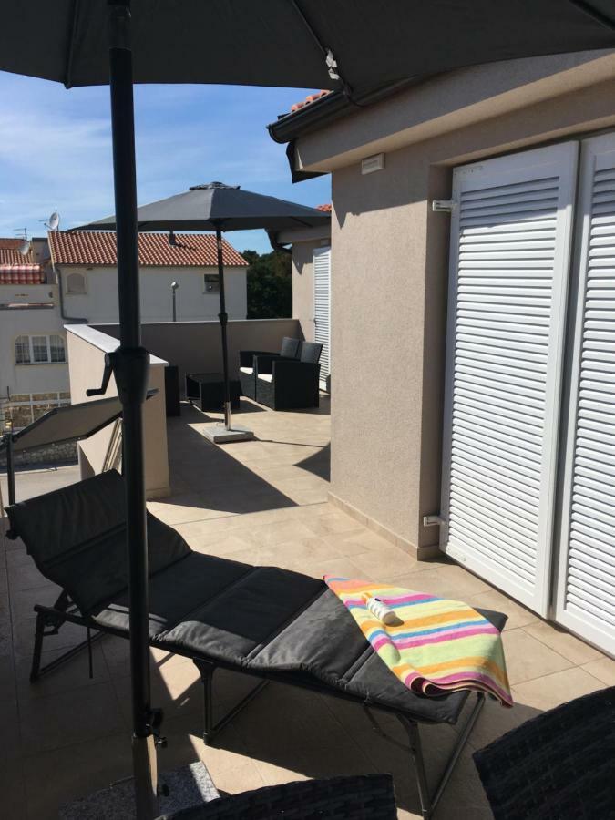Luxury Apartments Vucinic Pirovac Εξωτερικό φωτογραφία